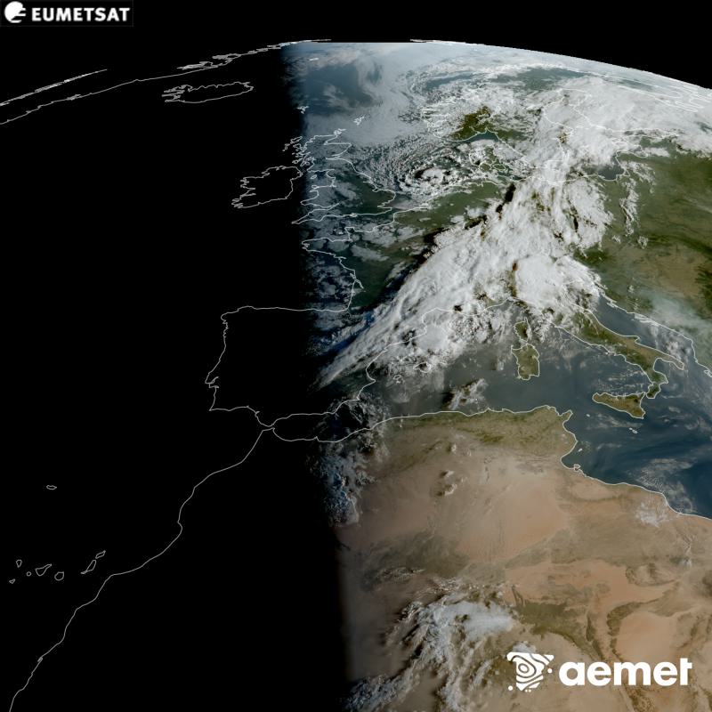 Esta imatge RGB es genera utilitzant informaci� dels canals visibles del sat�l�lit METEOSAT-12, pertanyent a la tercera generaci� de sat�l�lits Meteosat (MTG). Per eixe motiu, nom�s hi ha informaci� en la zona il�luminada pel sol. Ens mostra una imatge amb una aparen�a molt similar a la que percebria l'ull hum� des de l'espai. Les hores indicades es referixen a la pen�nsula (una hora menys a les Illes Can�ries).&nbsp;dimecres, 9 de setembre  2026 08:00