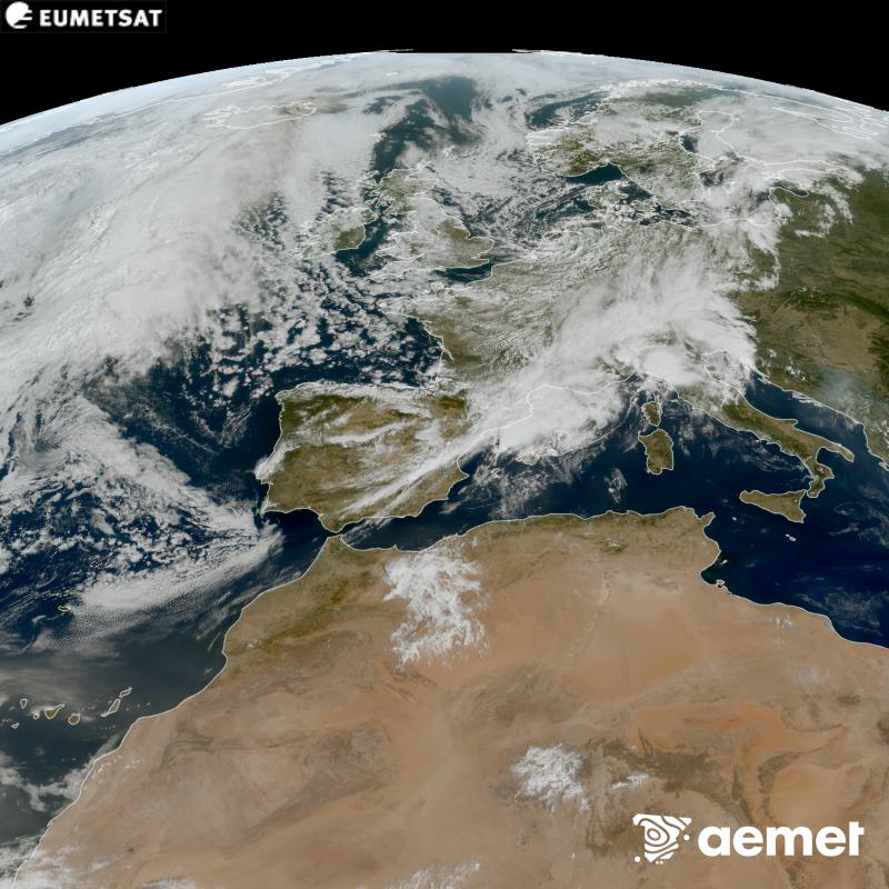 Esta imagen RGB se genera utilizando informaci�n de los canales visibles del sat�lite METEOSAT-12, perteneciente a la tercera generaci�n de sat�lites Meteosat (MTG). Por ese motivo, s�lo hay informaci�n en la zona iluminada por el sol. Nos muestra una imagen con una apariencia muy similar a la que percibir�a el ojo humano desde el espacio. Las horas indicadas se refieren a la pen�nsula (una hora menos en las Islas Canarias).&nbsp;mi�rcoles, 09 septiembre 2026 a las 12:00