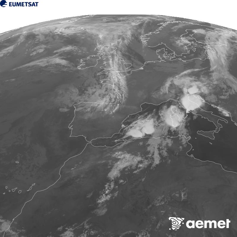 Esta imaxe x�rase utilizando informaci�n da canle Infravermella 10.5 �m do sat�lite METEOSAT-12, pertencente � terceira xeraci�n de sat�lites Meteosat (MTG). Para que a imaxe se asemelle m�is � percepci�n do ollo humano, a escala de grises est� investida. As horas indicadas ref�rense � pen�nsula (unha hora menos nas Illas Canarias).&nbsp;xoves, 10 setembro  2026 07:00