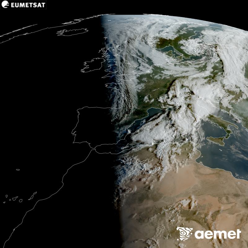 Esta imagen RGB se genera utilizando informaci�n de los canales visibles del sat�lite METEOSAT-12, perteneciente a la tercera generaci�n de sat�lites Meteosat (MTG). Por ese motivo, s�lo hay informaci�n en la zona iluminada por el sol. Nos muestra una imagen con una apariencia muy similar a la que percibir�a el ojo humano desde el espacio. Las horas indicadas se refieren a la pen�nsula (una hora menos en las Islas Canarias).&nbsp;jueves, 10 septiembre 2026 a las 08:00