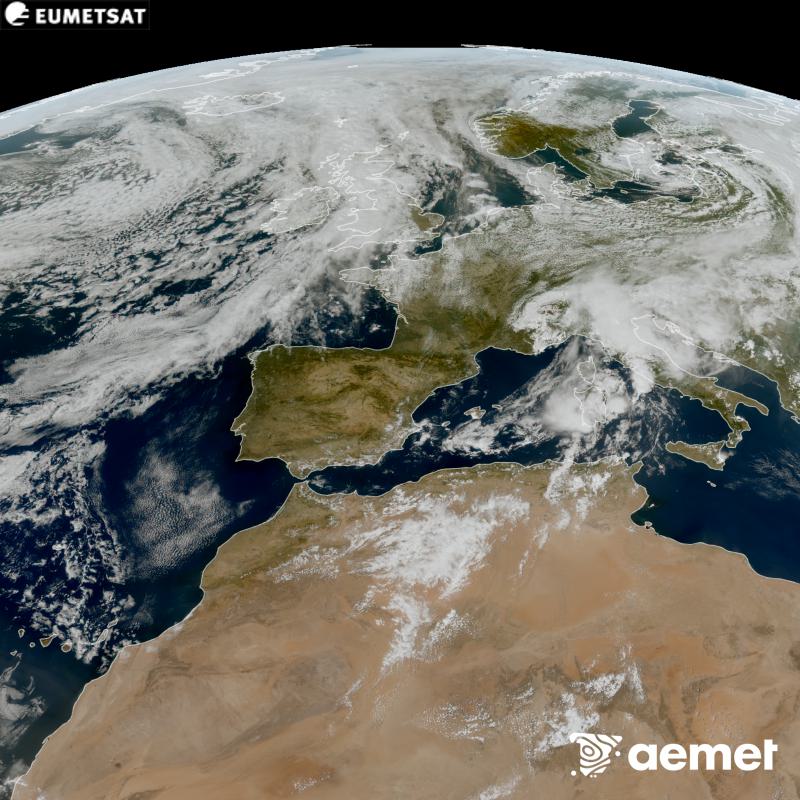 RGB irudi hori METEOSAT-12 satelitearen kanal ikusgarrien informazioa erabiliz sortzen da, Meteosat (MTG) sateliteen hirugarren belaunaldikoa. Horregatik, eguzkiak argiztatzen duen eremuan baino ez dago informaziorik. Espaziotik giza begiak ikusiko lukeenaren oso antzeko itxura duen irudi bat erakusten digu. Ordu horiek penintsulari dagozkio (ordubete gutxiago Kanariar Uharteetan).&nbsp;osteguna, 2026ko irailak 10, ordua: 15:00