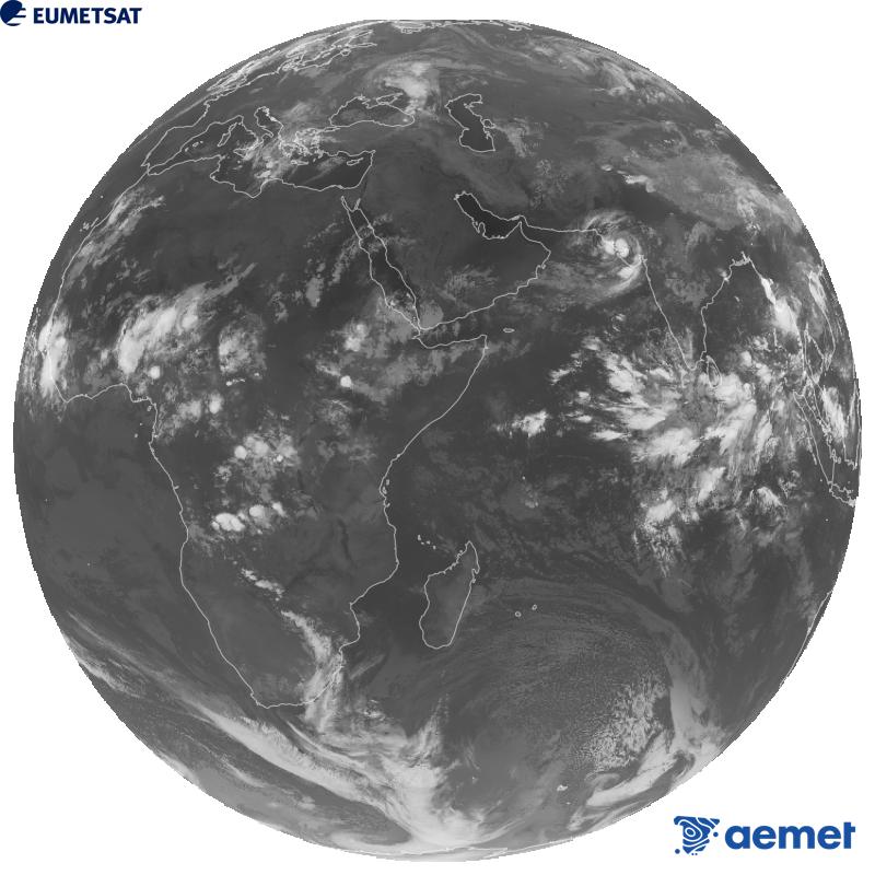 Imatge global del canal infraroig (longitud d'ona 10.8 �m) del sat�l�lit geoestacionari europeu Meteosat-9, pertanyent a la segona generaci� de sat�l�lits Meteosat. Les hores indicades es refereixen a la pen�nsula (una hora menys a les Illes Can�ries).&nbsp;dimarts, 15 de setembre  2026 02:00