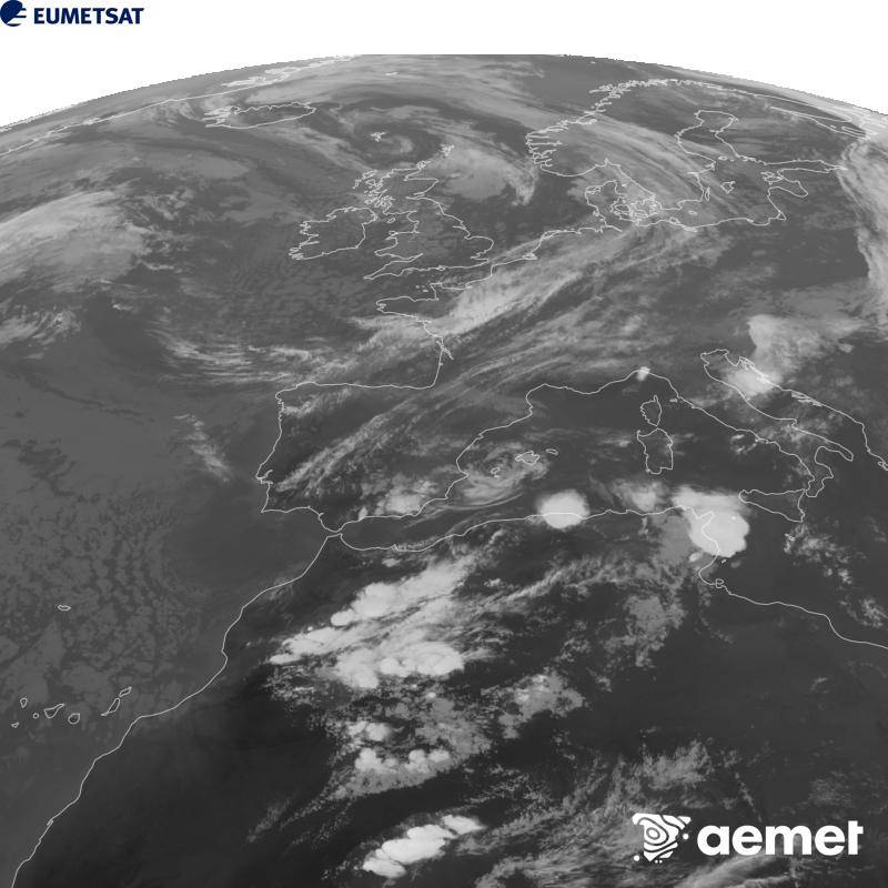 Esta imaxe x�rase utilizando informaci�n da canle Infravermella 10.5 �m do sat�lite METEOSAT-12, pertencente � terceira xeraci�n de sat�lites Meteosat (MTG). Para que a imaxe se asemelle m�is � percepci�n do ollo humano, a escala de grises est� investida. As horas indicadas ref�rense � pen�nsula (unha hora menos nas Illas Canarias).&nbsp;xoves, 17 setembro  2026 19:00