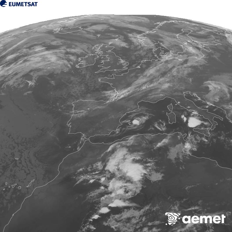 Esta imaxe x�rase utilizando informaci�n da canle Infravermella 10.5 �m do sat�lite METEOSAT-12, pertencente � terceira xeraci�n de sat�lites Meteosat (MTG). Para que a imaxe se asemelle m�is � percepci�n do ollo humano, a escala de grises est� investida. As horas indicadas ref�rense � pen�nsula (unha hora menos nas Illas Canarias).&nbsp;venres, 18 setembro  2026 01:00