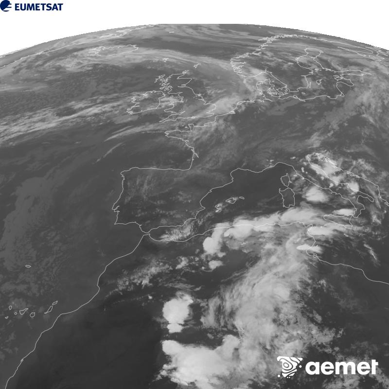 Esta imaxe x�rase utilizando informaci�n da canle Infravermella 10.5 �m do sat�lite METEOSAT-12, pertencente � terceira xeraci�n de sat�lites Meteosat (MTG). Para que a imaxe se asemelle m�is � percepci�n do ollo humano, a escala de grises est� investida. As horas indicadas ref�rense � pen�nsula (unha hora menos nas Illas Canarias).&nbsp;venres, 18 setembro  2026 20:00