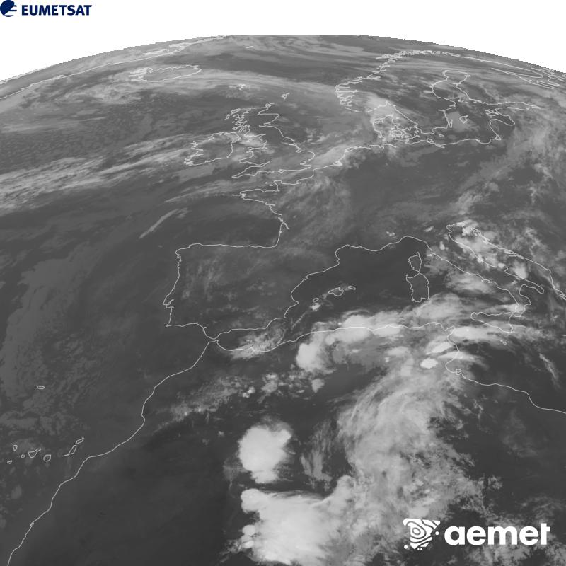 Esta imaxe x�rase utilizando informaci�n da canle Infravermella 10.5 �m do sat�lite METEOSAT-12, pertencente � terceira xeraci�n de sat�lites Meteosat (MTG). Para que a imaxe se asemelle m�is � percepci�n do ollo humano, a escala de grises est� investida. As horas indicadas ref�rense � pen�nsula (unha hora menos nas Illas Canarias).&nbsp;venres, 18 setembro  2026 21:00