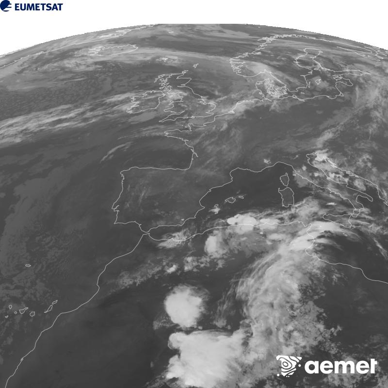 Esta imaxe x�rase utilizando informaci�n da canle Infravermella 10.5 �m do sat�lite METEOSAT-12, pertencente � terceira xeraci�n de sat�lites Meteosat (MTG). Para que a imaxe se asemelle m�is � percepci�n do ollo humano, a escala de grises est� investida. As horas indicadas ref�rense � pen�nsula (unha hora menos nas Illas Canarias).&nbsp;venres, 18 setembro  2026 22:00