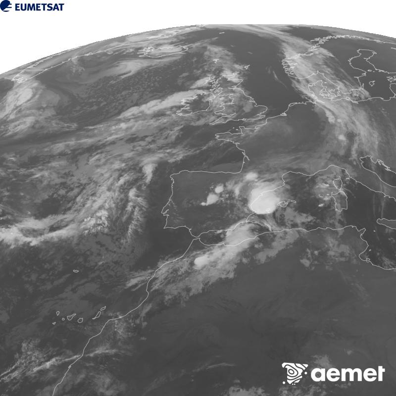 Aquesta imatge es genera utilitzant informaci� del canal Infraroig 10.5 �m del sat�l�lit METEOSAT-12, pertanyent a la tercera generaci� de sat�l�lits Meteosat (MTG). Perqu� la imatge s'assembli m�s a la percepci� de l'ull hum�, l'escala de grises est� invertida. Les hores indicades es refereixen a la pen�nsula (una hora menys a les Illes Can�ries).&nbsp;divendres, 2 d?octubre  2026 05:00