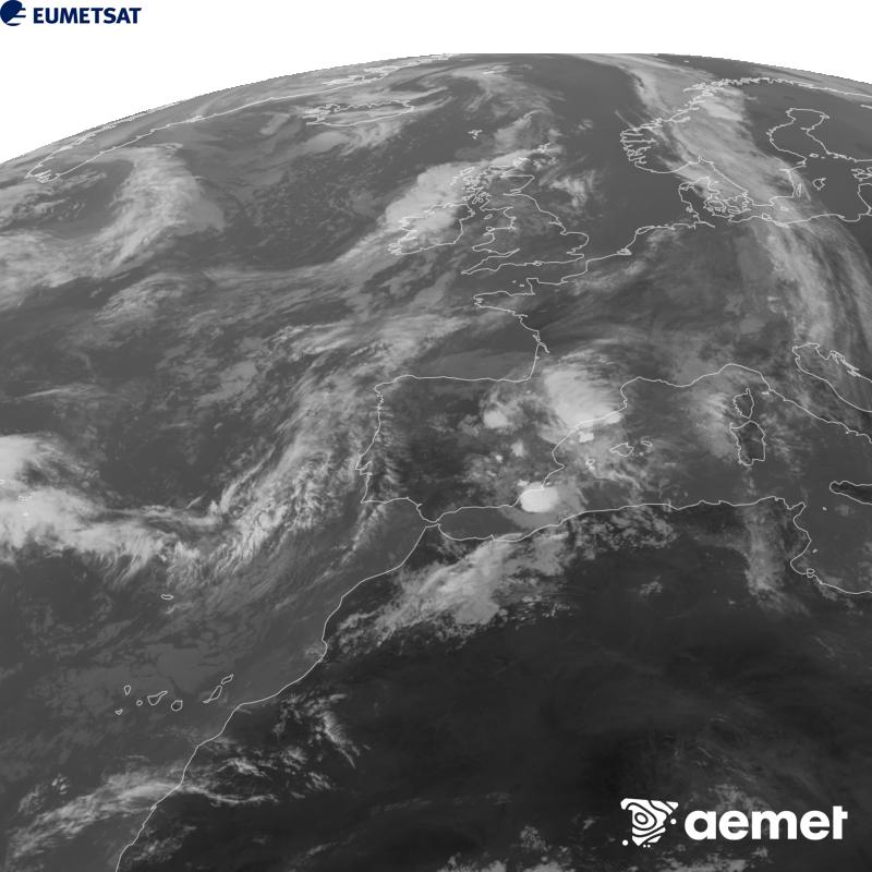 Aquesta imatge es genera utilitzant informaci� del canal Infraroig 10.5 �m del sat�l�lit METEOSAT-12, pertanyent a la tercera generaci� de sat�l�lits Meteosat (MTG). Perqu� la imatge s'assembli m�s a la percepci� de l'ull hum�, l'escala de grises est� invertida. Les hores indicades es refereixen a la pen�nsula (una hora menys a les Illes Can�ries).&nbsp;divendres, 2 d?octubre  2026 12:00