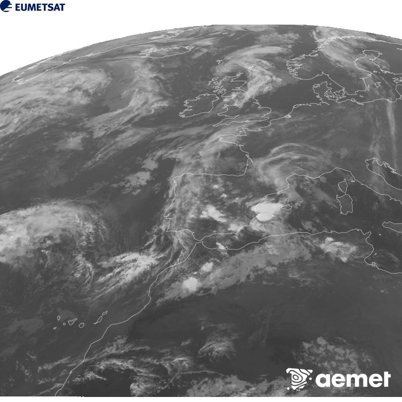 Irudi hau METEOSAT-12 satelitearen 10.5 �m Infragorri kanaleko informazioa erabiliz sortzen da, Meteosat (MTG) sateliteen hirugarren belaunaldikoa. Irudiak giza begiaren pertzepzioaren antz handiagoa izan dezan, grisen eskala alderantzizkoa da. Ordu horiek penintsulari dagozkio (ordubete gutxiago Kanariar Uharteetan).&nbsp;ostirala, 2026ko urriak 02, ordua: 22:00