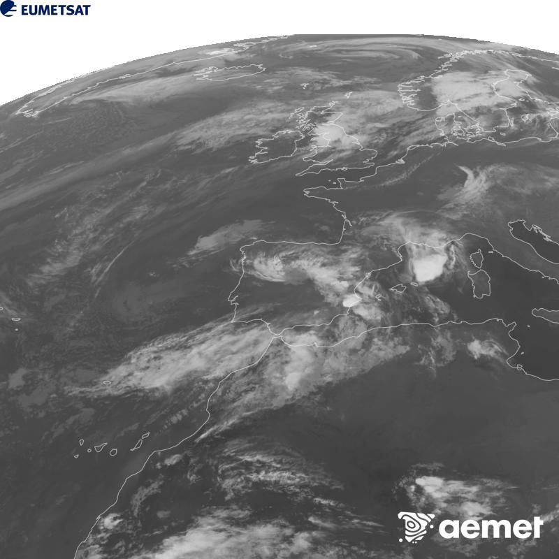 Esta imaxe x�rase utilizando informaci�n da canle Infravermella 10.5 �m do sat�lite METEOSAT-12, pertencente � terceira xeraci�n de sat�lites Meteosat (MTG). Para que a imaxe se asemelle m�is � percepci�n do ollo humano, a escala de grises est� investida. As horas indicadas ref�rense � pen�nsula (unha hora menos nas Illas Canarias).&nbsp;domingo, 4 outubro  2026 22:00