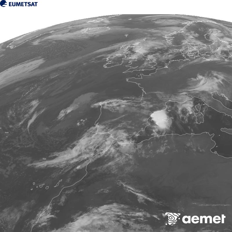 Esta imaxe x�rase utilizando informaci�n da canle Infravermella 10.5 �m do sat�lite METEOSAT-12, pertencente � terceira xeraci�n de sat�lites Meteosat (MTG). Para que a imaxe se asemelle m�is � percepci�n do ollo humano, a escala de grises est� investida. As horas indicadas ref�rense � pen�nsula (unha hora menos nas Illas Canarias).&nbsp;luns, 5 outubro  2026 04:00
