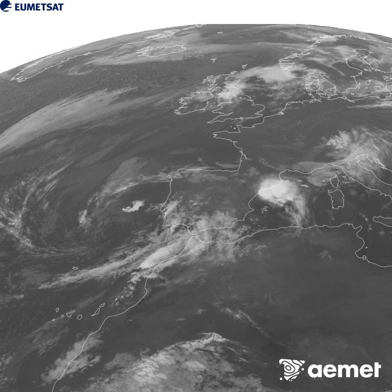 Esta imaxe x�rase utilizando informaci�n da canle Infravermella 10.5 �m do sat�lite METEOSAT-12, pertencente � terceira xeraci�n de sat�lites Meteosat (MTG). Para que a imaxe se asemelle m�is � percepci�n do ollo humano, a escala de grises est� investida. As horas indicadas ref�rense � pen�nsula (unha hora menos nas Illas Canarias).&nbsp;luns, 5 outubro  2026 09:00