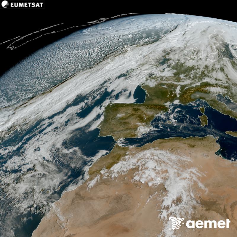 Aquesta imatge RGB es genera utilitzant informaci� dels canals visibles del sat�l�lit METEOSAT-12, pertanyent a la tercera generaci� de sat�l�lits Meteosat (MTG). Per aquest motiu, nom�s hi ha informaci� en la zona il�luminada pel sol. Ens mostra una imatge amb una aparen�a molt similar a la que percebria l'ull hum� des de l'espai. Les hores indicades es refereixen a la pen�nsula (una hora menys a les Illes Can�ries).&nbsp;dijous, 15 d?octubre  2026 11:00