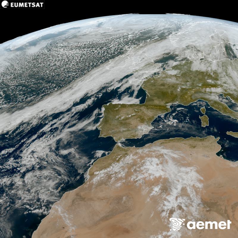 Aquesta imatge RGB es genera utilitzant informaci� dels canals visibles del sat�l�lit METEOSAT-12, pertanyent a la tercera generaci� de sat�l�lits Meteosat (MTG). Per aquest motiu, nom�s hi ha informaci� en la zona il�luminada pel sol. Ens mostra una imatge amb una aparen�a molt similar a la que percebria l'ull hum� des de l'espai. Les hores indicades es refereixen a la pen�nsula (una hora menys a les Illes Can�ries).&nbsp;dijous, 15 d?octubre  2026 14:00