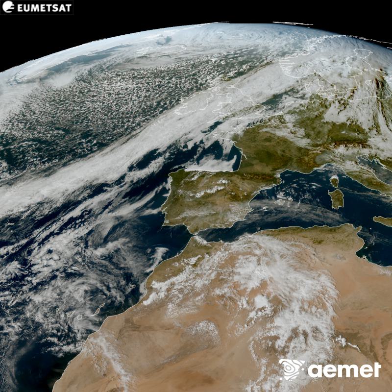 Aquesta imatge RGB es genera utilitzant informaci� dels canals visibles del sat�l�lit METEOSAT-12, pertanyent a la tercera generaci� de sat�l�lits Meteosat (MTG). Per aquest motiu, nom�s hi ha informaci� en la zona il�luminada pel sol. Ens mostra una imatge amb una aparen�a molt similar a la que percebria l'ull hum� des de l'espai. Les hores indicades es refereixen a la pen�nsula (una hora menys a les Illes Can�ries).&nbsp;dijous, 15 d?octubre  2026 16:00