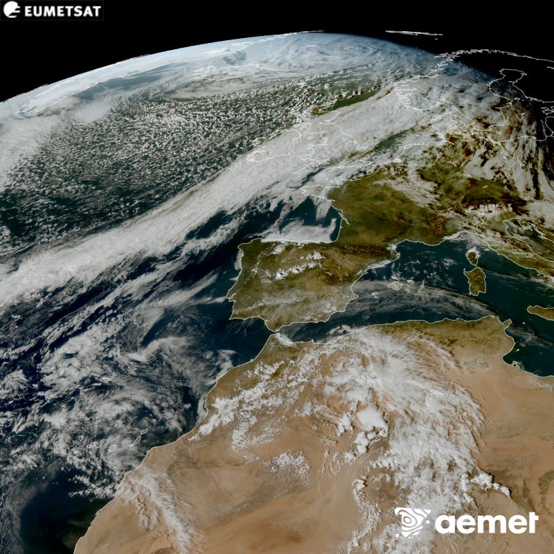 Aquesta imatge RGB es genera utilitzant informaci� dels canals visibles del sat�l�lit METEOSAT-12, pertanyent a la tercera generaci� de sat�l�lits Meteosat (MTG). Per aquest motiu, nom�s hi ha informaci� en la zona il�luminada pel sol. Ens mostra una imatge amb una aparen�a molt similar a la que percebria l'ull hum� des de l'espai. Les hores indicades es refereixen a la pen�nsula (una hora menys a les Illes Can�ries).&nbsp;dijous, 15 d?octubre  2026 17:00