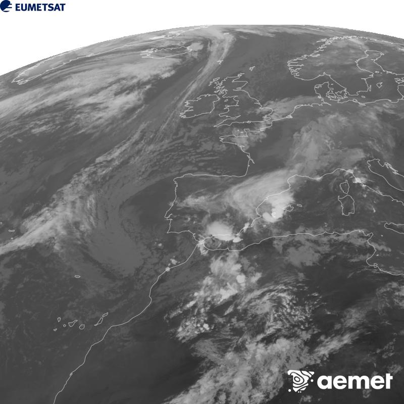 Irudi hau METEOSAT-12 satelitearen 10.5 �m Infragorri kanaleko informazioa erabiliz sortzen da, Meteosat (MTG) sateliteen hirugarren belaunaldikoa. Irudiak giza begiaren pertzepzioaren antz handiagoa izan dezan, grisen eskala alderantzizkoa da. Ordu horiek penintsulari dagozkio (ordubete gutxiago Kanariar Uharteetan).&nbsp;igandea, 2026ko urriak 18, ordua: 11:00