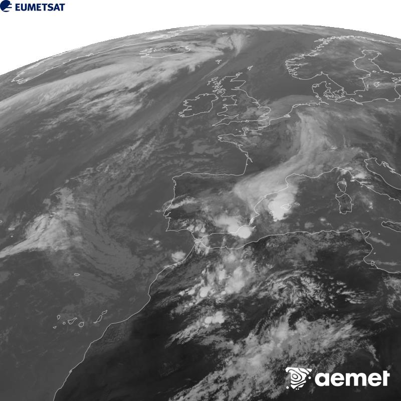 Irudi hau METEOSAT-12 satelitearen 10.5 �m Infragorri kanaleko informazioa erabiliz sortzen da, Meteosat (MTG) sateliteen hirugarren belaunaldikoa. Irudiak giza begiaren pertzepzioaren antz handiagoa izan dezan, grisen eskala alderantzizkoa da. Ordu horiek penintsulari dagozkio (ordubete gutxiago Kanariar Uharteetan).&nbsp;igandea, 2026ko urriak 18, ordua: 14:00