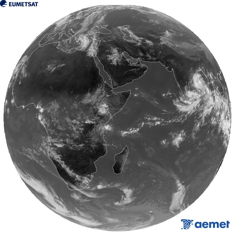 Imatge global del canal infraroig (longitud d'ona 10.8 �m) del sat�l�lit geoestacionari europeu Meteosat-9, pertanyent a la segona generaci� de sat�l�lits Meteosat. Les hores indicades es referixen a la pen�nsula (una hora menys a les Illes Can�ries).&nbsp;dilluns, 26 d?octubre  2026 10:00