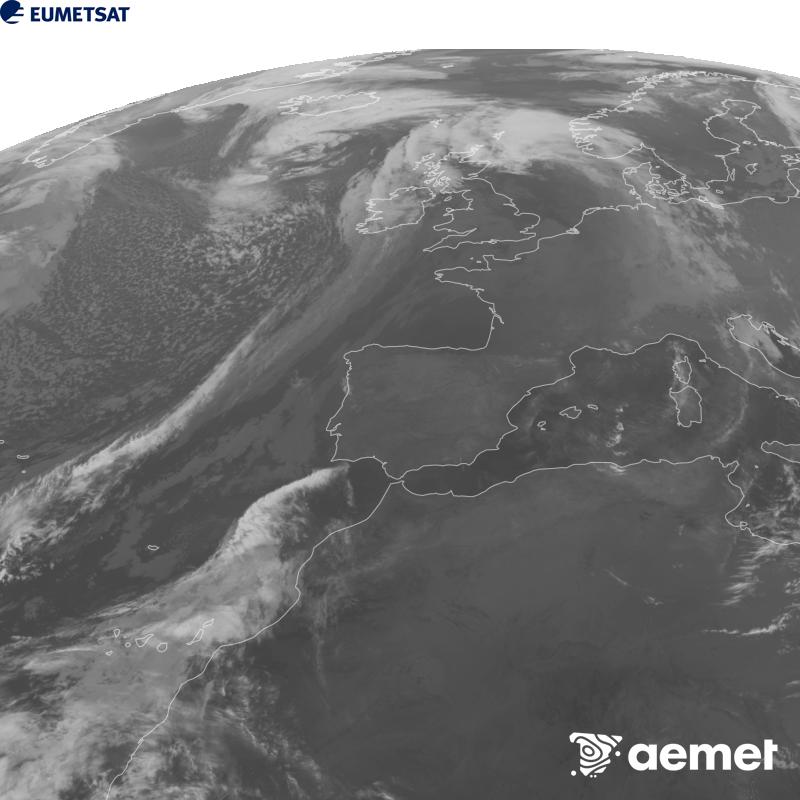 Irudi hau METEOSAT-12 satelitearen 10.5 �m Infragorri kanaleko informazioa erabiliz sortzen da, Meteosat (MTG) sateliteen hirugarren belaunaldikoa. Irudiak giza begiaren pertzepzioaren antz handiagoa izan dezan, grisen eskala alderantzizkoa da. Ordu horiek penintsulari dagozkio (ordubete gutxiago Kanariar Uharteetan).&nbsp;astelehena, 2026ko urriak 26, ordua: 21:00