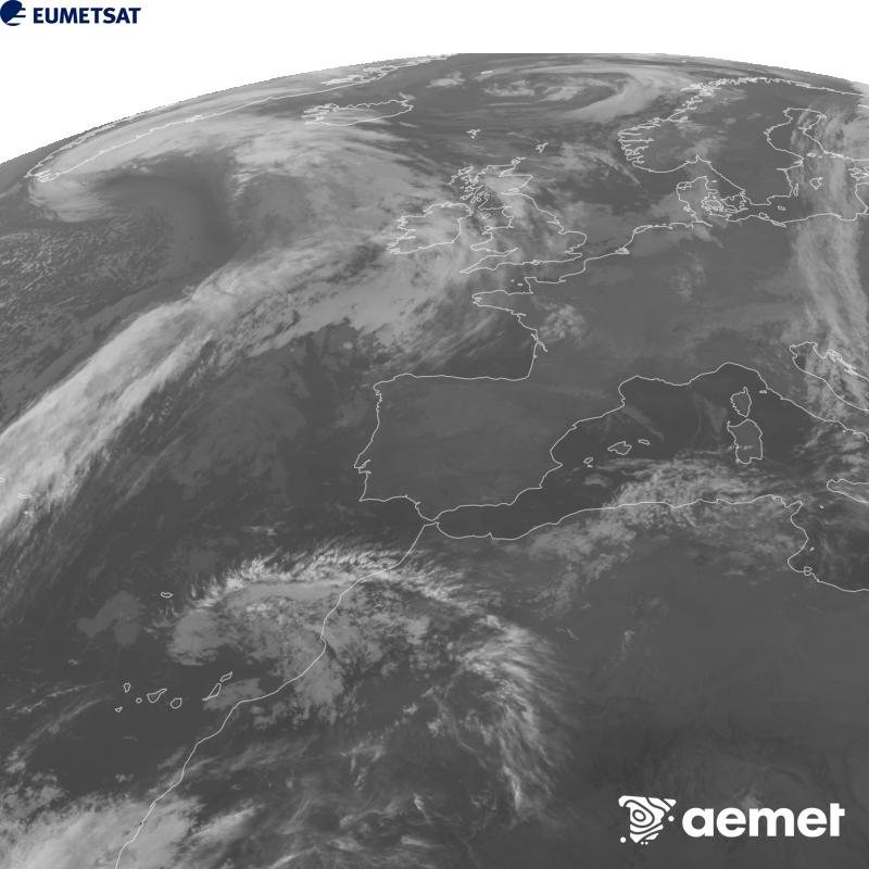 Irudi hau METEOSAT-12 satelitearen 10.5 �m Infragorri kanaleko informazioa erabiliz sortzen da, Meteosat (MTG) sateliteen hirugarren belaunaldikoa. Irudiak giza begiaren pertzepzioaren antz handiagoa izan dezan, grisen eskala alderantzizkoa da. Ordu horiek penintsulari dagozkio (ordubete gutxiago Kanariar Uharteetan).&nbsp;asteazkena, 2026ko urriak 28, ordua: 21:00