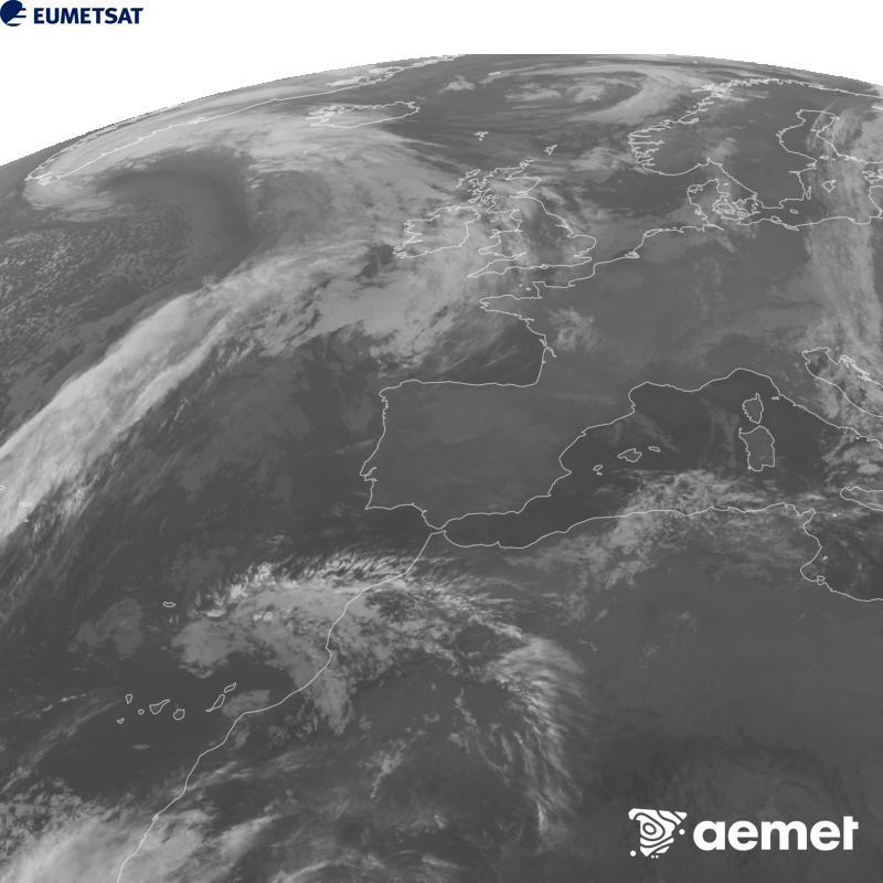 Irudi hau METEOSAT-12 satelitearen 10.5 �m Infragorri kanaleko informazioa erabiliz sortzen da, Meteosat (MTG) sateliteen hirugarren belaunaldikoa. Irudiak giza begiaren pertzepzioaren antz handiagoa izan dezan, grisen eskala alderantzizkoa da. Ordu horiek penintsulari dagozkio (ordubete gutxiago Kanariar Uharteetan).&nbsp;asteazkena, 2026ko urriak 28, ordua: 22:00