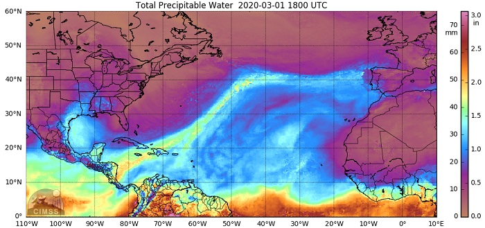 Imagen de agua precipitable del día 1 a las 18 UTC [Fuente: http://tropic.ssec.wisc.edu/]