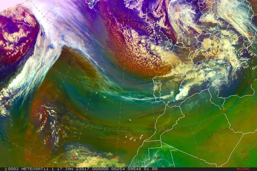 Borrasca Fien sobre el Atlántico al suroeste de Irlanda el día 17 a las 00 UTC (imagen RGB de masas de aire del satélite Meteosat).