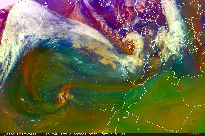 Borrasca Gerard al norte de Bretaña (Francia) el día 16 a las 00 UTC (imagen RGB de masas de aire del satélite Meteosat).