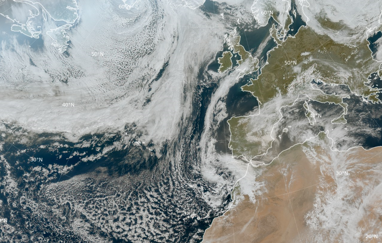 Borrasca Regina a las 12 UTC del d&iacute;a 3 de marzo de 2026 situada entre la Pen&iacute;nsula y Canarias. Imagen RGB color verdadero del sat&eacute;lite Meteosat-12.