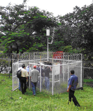 Curso sobre uso y mantenimiento de estaciones automáticas en El Salvador