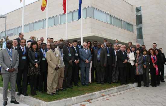 Foto de familia de todos los participantes