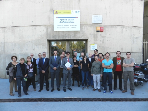 El Presidente de AEMET en la Puerta de la DT de Cataluña con los trabajadores