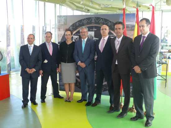 Inauguración de "La meteorología a través del tiempo", en Coslada