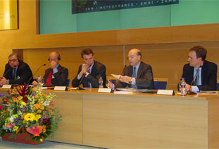 Anuncis congressos i conferències